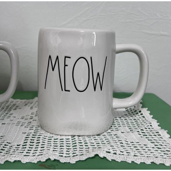 Rae Dunn Coffee Cups Cat Mom Meow Mugs Set of 2 Cat Lover Kitten Kitties Tea - Picture 3 of 8
